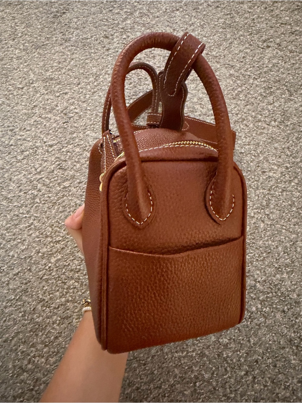 Verano Hill Maris Mini Shoulder Bag with Gold-Tone Turn-Lock - Picture 6 of 8